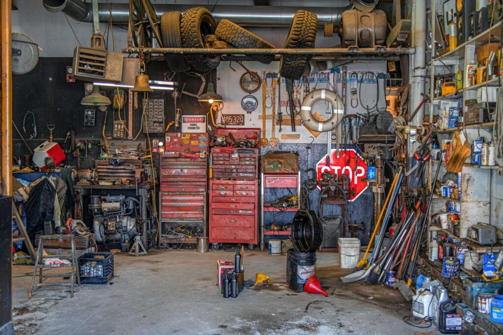 How To Eliminate Clutter In Your Garage2