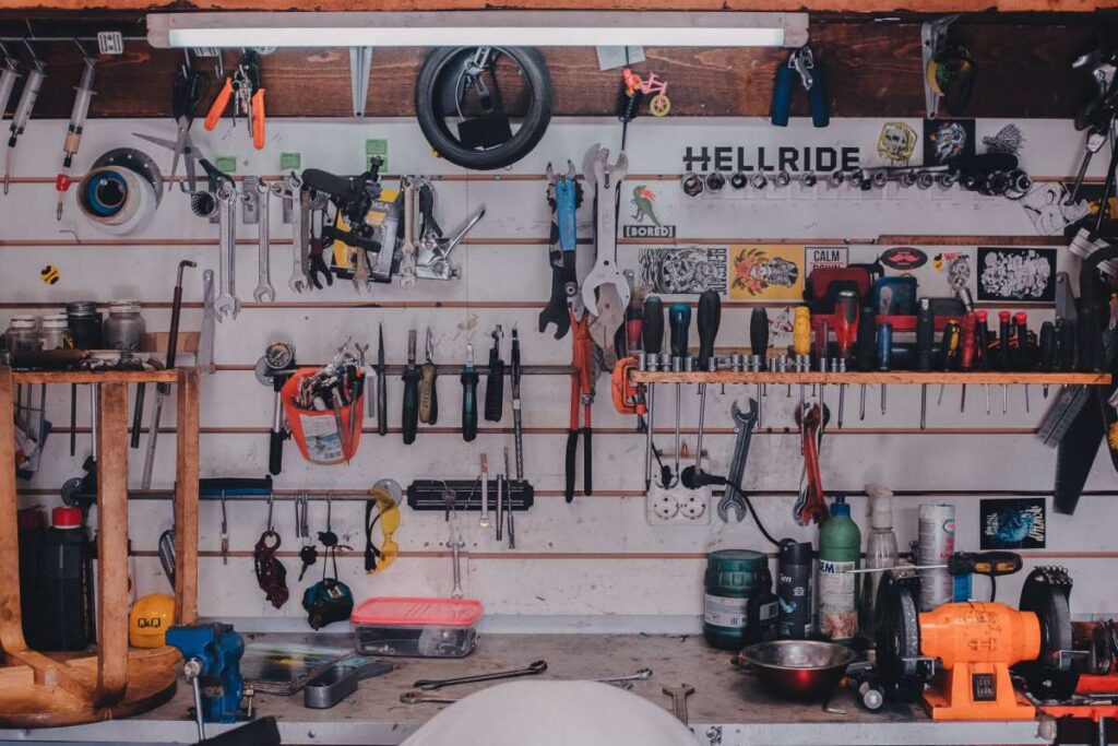 How To Eliminate Clutter In Your Garage3